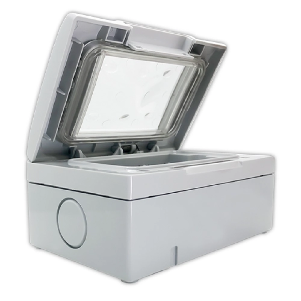 Caja 3 módulos y tapa con membrana transparente IP55 Color: Gris