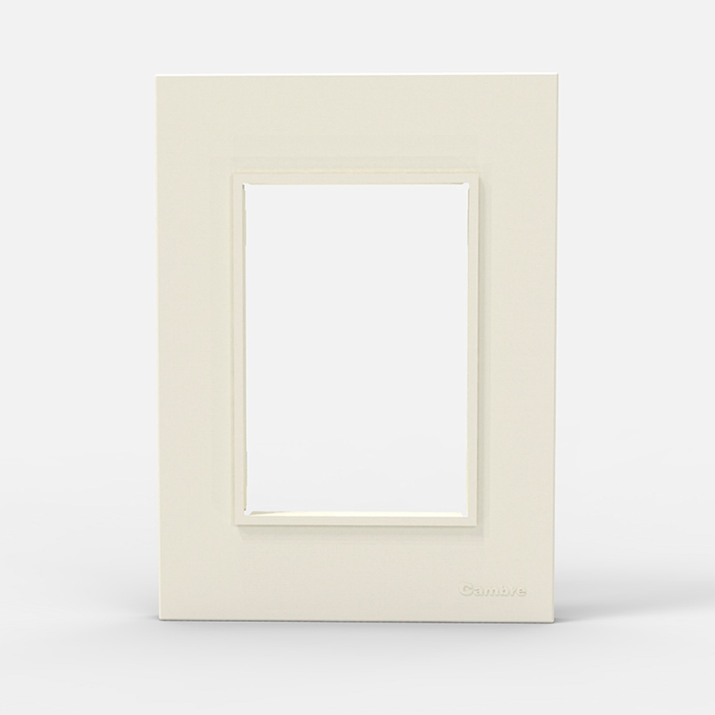 TAPA Y DISTANCIADOR BAUHAUS BLANCA CON RIBETE