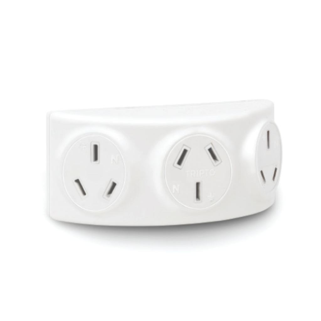 Triple con Enchufe Giratorio T3P Blanco 10A - 250v ABS Nylon 6